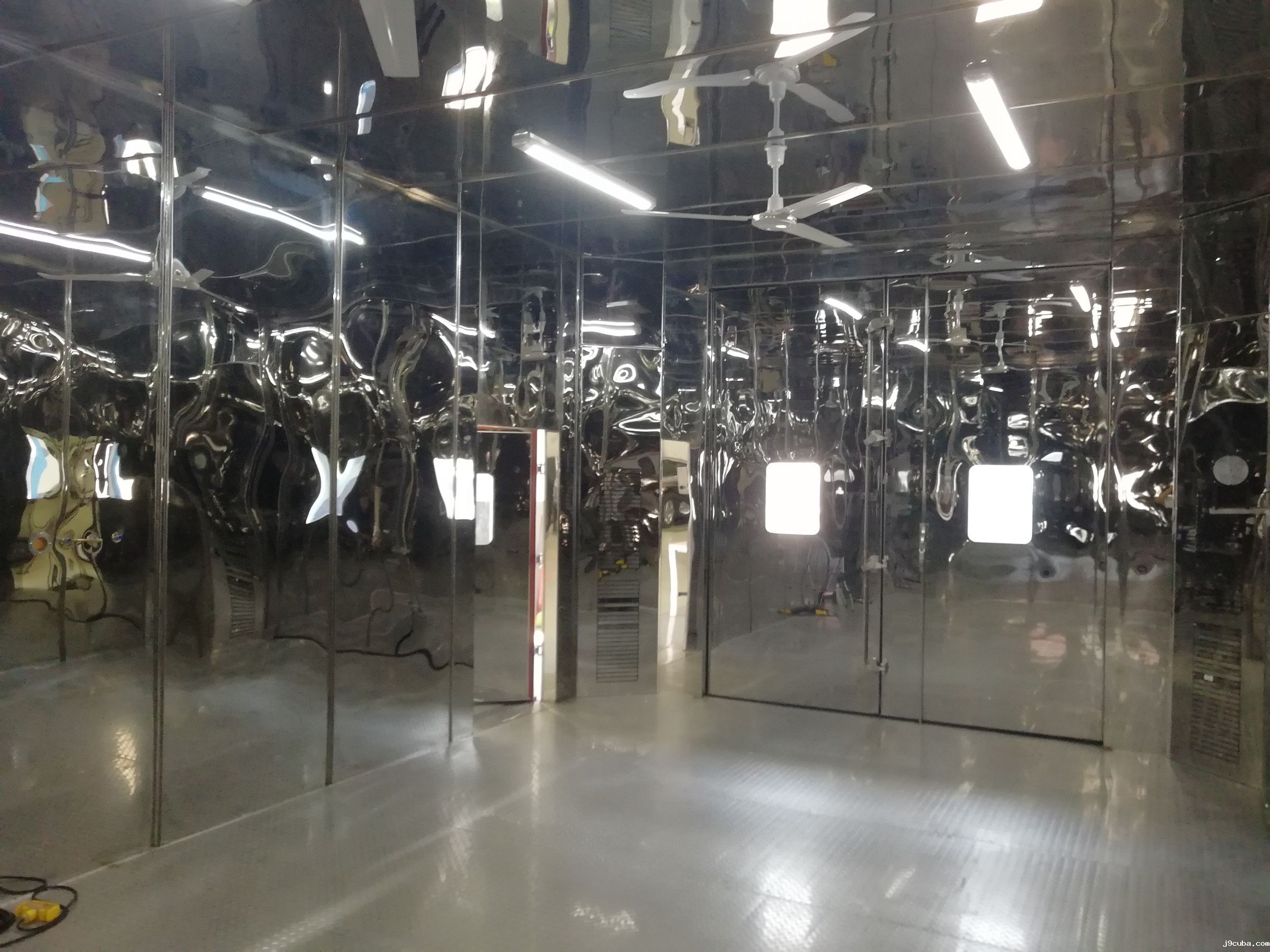 汽车整车voc环境测试舱内部结构 汽车整车voc环境测试舱内部结构