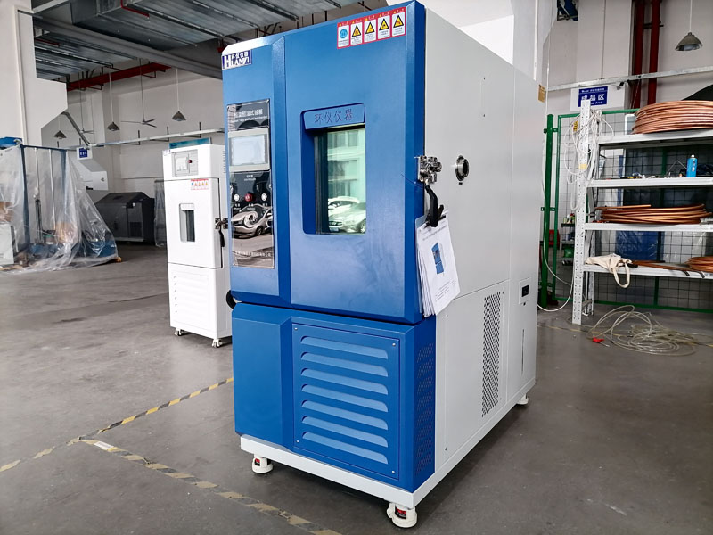 家具表面漆膜恒温恒湿试验箱(图1) 家具表面漆膜恒温恒湿试验箱(图1)