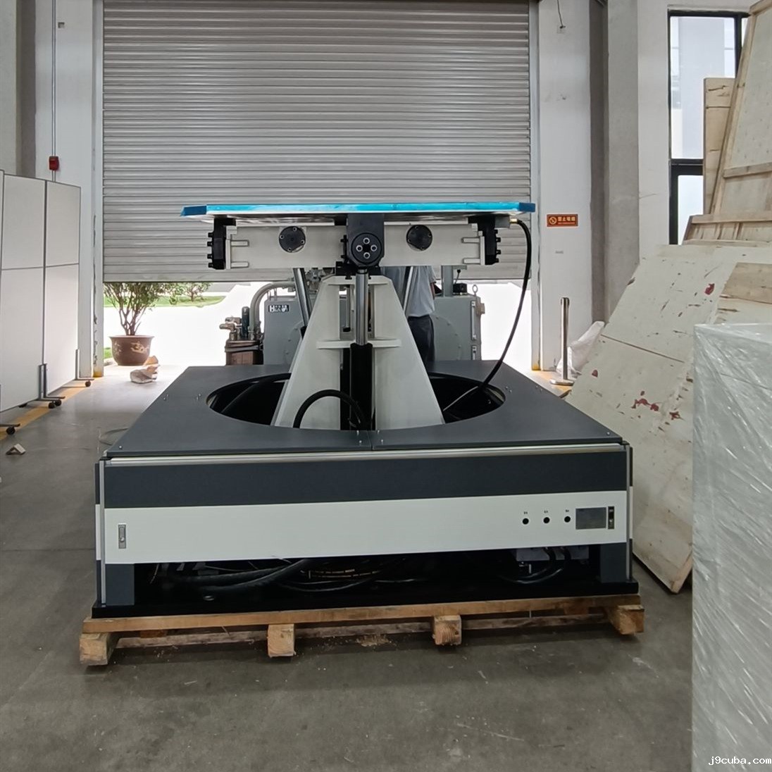 地质仪器倾斜摇摆试验台设计方案(图1)