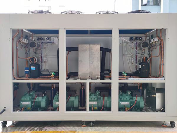 车灯光照淋水两箱气雾箱产品方案(图3)